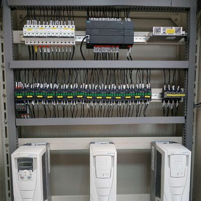 Controller PLC nuovo e originale 140XBP01600 con garanzia di 1 anno e consegna di 3-5 giorni